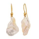 Cream i keshi pearl earrings
